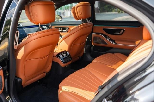 Photo of 2022 Black Mercedes-Benz S-Class