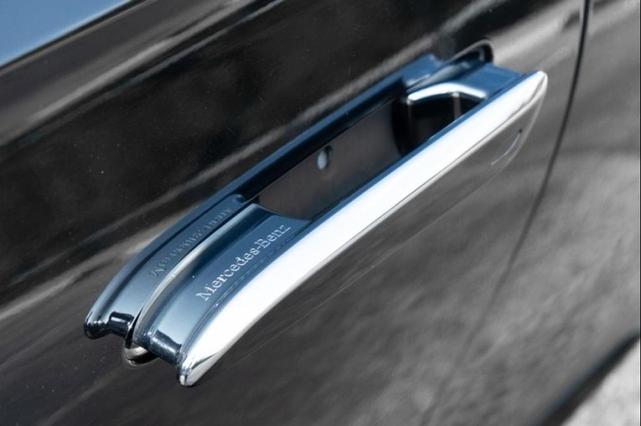 Photo of 2022 Black Mercedes-Benz S-Class