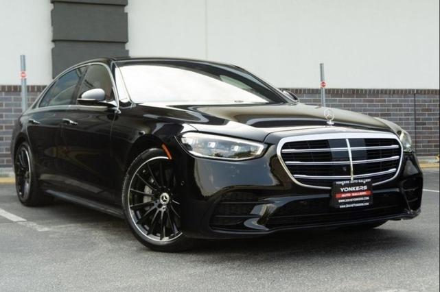 Photo of 2022 Black Mercedes-Benz S-Class