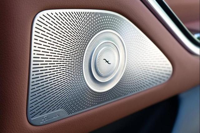 Photo of 2022 Black Mercedes-Benz S-Class