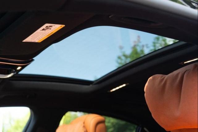 Photo of 2022 Black Mercedes-Benz S-Class