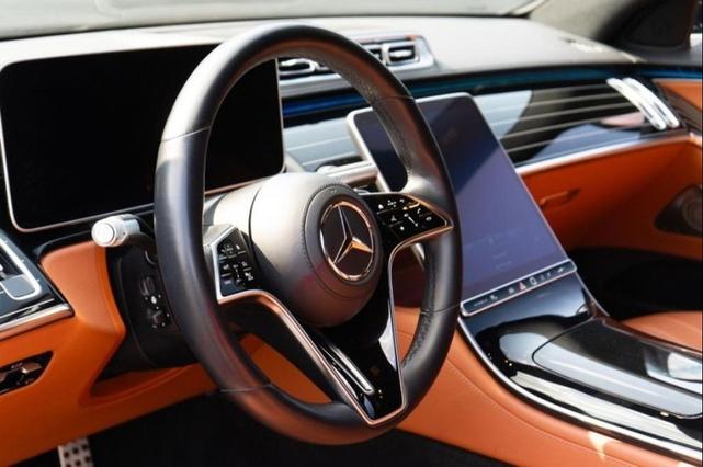 Photo of 2022 Black Mercedes-Benz S-Class