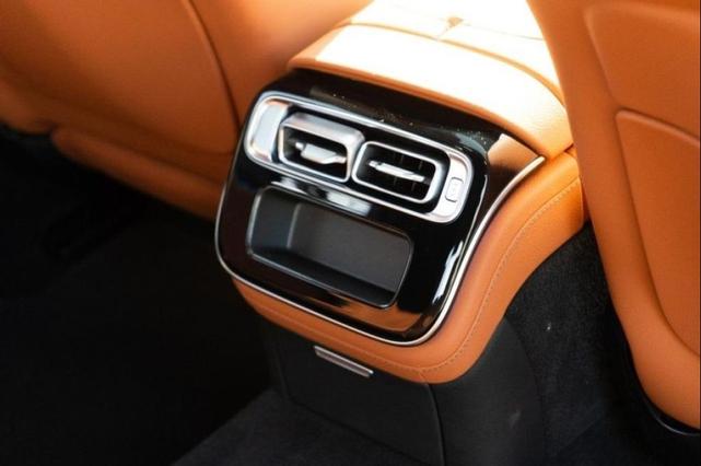 Photo of 2022 Black Mercedes-Benz S-Class