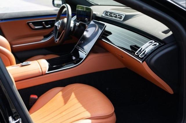 Photo of 2022 Black Mercedes-Benz S-Class