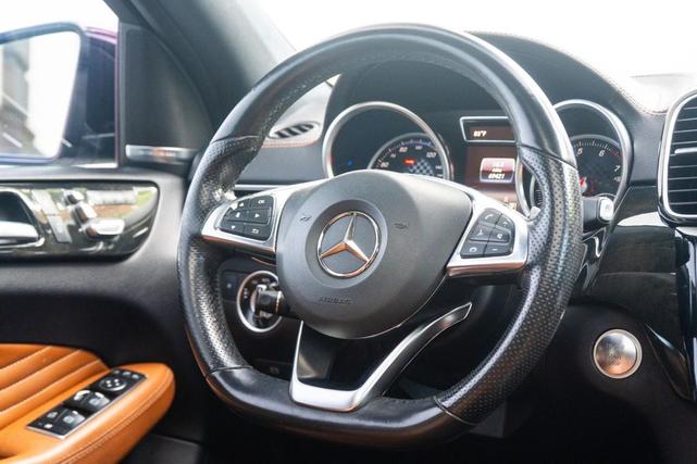 Photo of 2016 Polar White Mercedes-Benz GLE-Class