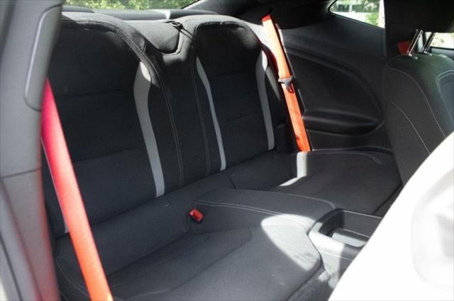 Photo of 2021 Summit White Chevrolet Camaro
