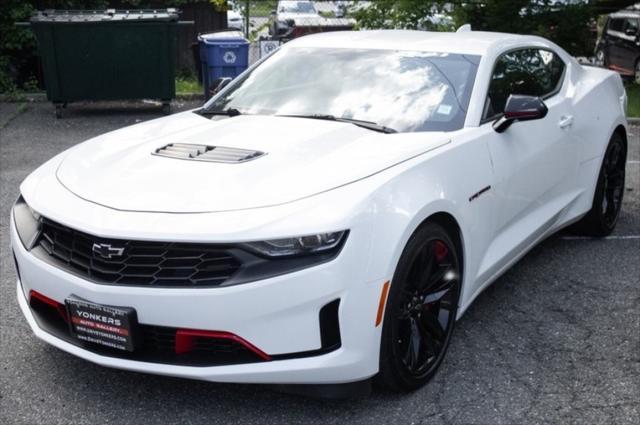 Photo of 2021 Summit White Chevrolet Camaro
