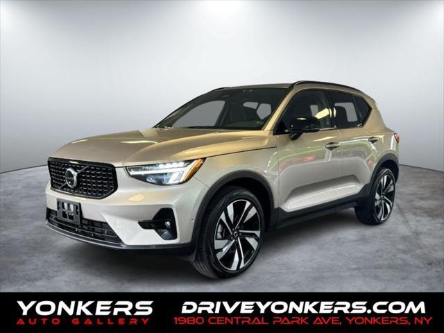2023 Volvo XC40