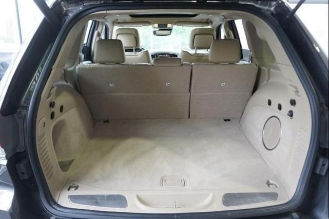 Photo of 2019 Billet Silver Metallic Clearcoat Jeep Grand Cherokee