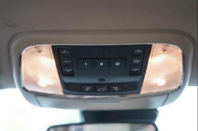 Photo of 2019 Billet Silver Metallic Clearcoat Jeep Grand Cherokee
