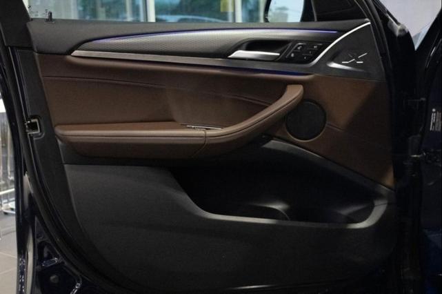 Photo of 2022 Tanzanite Blue II Metallic BMW X4