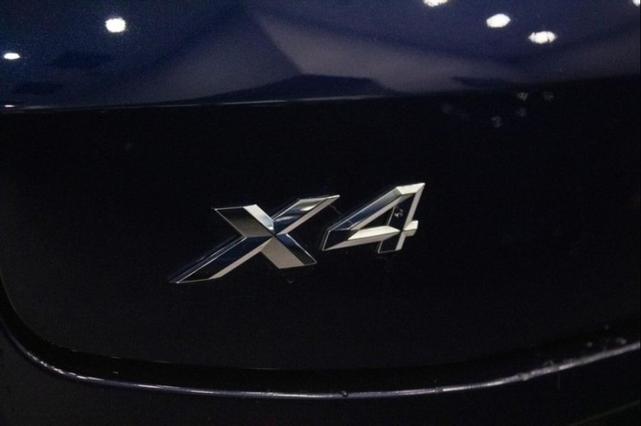 Photo of 2022 Tanzanite Blue II Metallic BMW X4