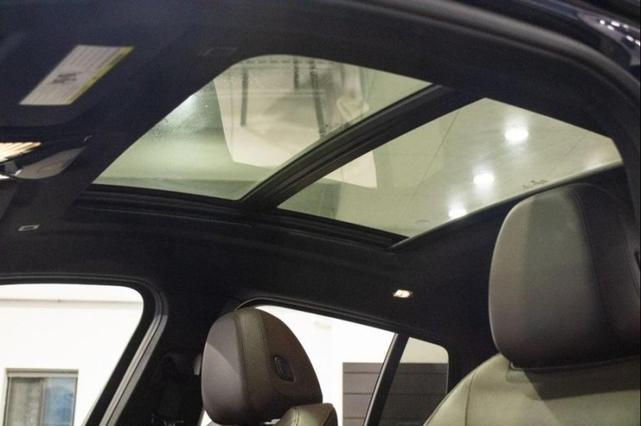 Photo of 2022 Tanzanite Blue II Metallic BMW X4