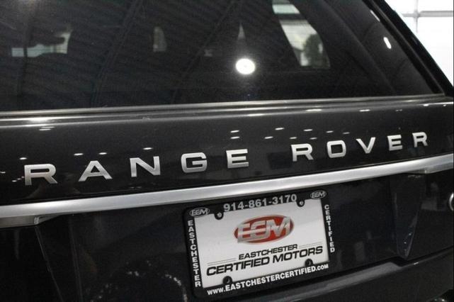 Photo of 2020 Byron Blue Metallic Land Rover Range Rover