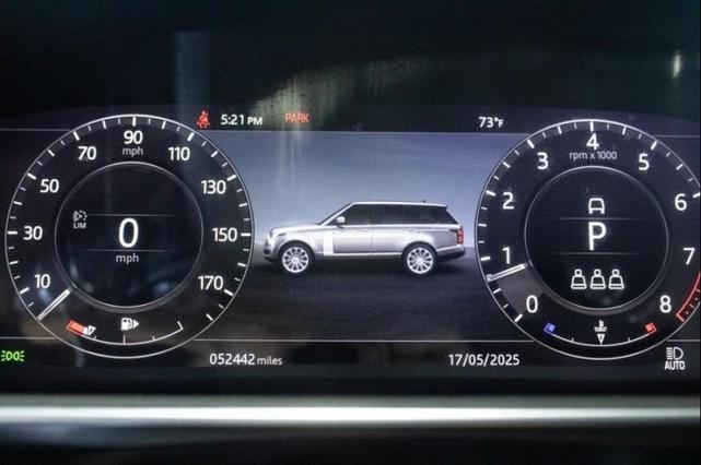 Photo of 2020 Byron Blue Metallic Land Rover Range Rover
