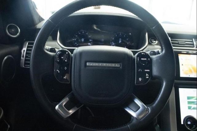 Photo of 2020 Byron Blue Metallic Land Rover Range Rover