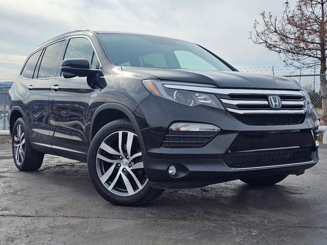 Photo of 2018 Black Honda Pilot