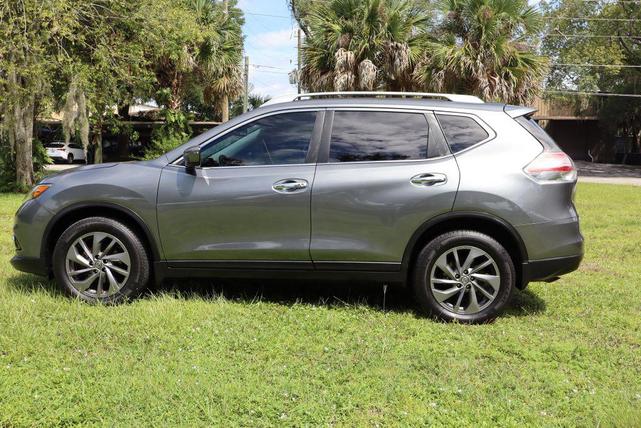 Photo of 2016 Gray Nissan Rogue
