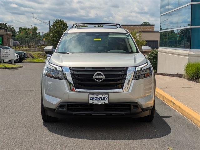 Photo of 2025 Brilliant Silver Metallic Nissan Pathfinder