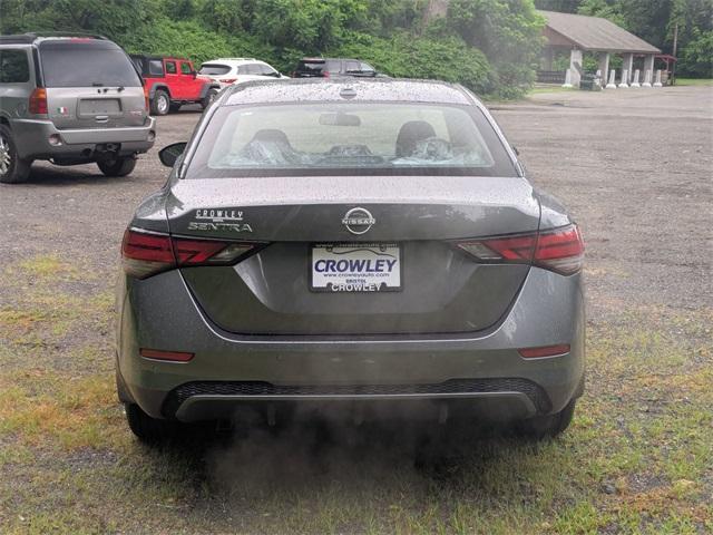 Photo of 2025 Gun Metallic Nissan Sentra