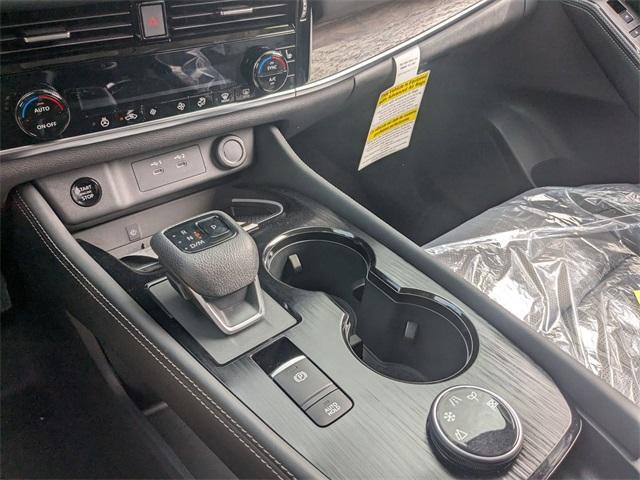Photo of 2025 2t Chpn Blk Roo Nissan Rogue