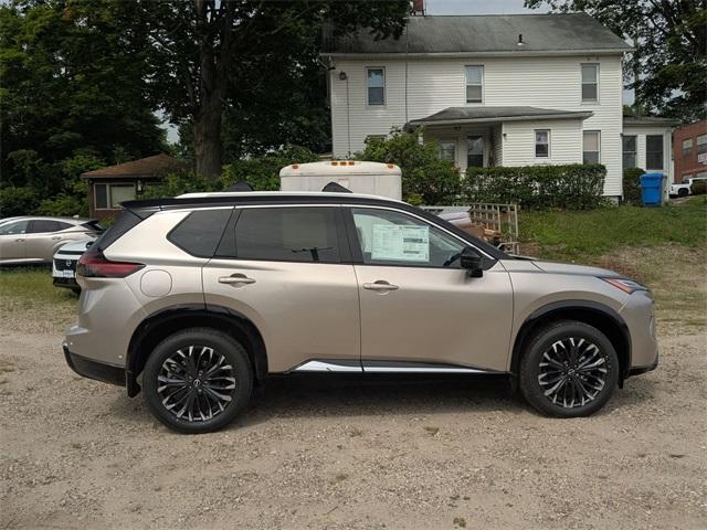 Photo of 2025 2t Chpn Blk Roo Nissan Rogue
