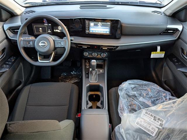 Photo of 2025 Deep Blue Pearl Nissan Kicks