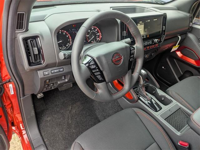 Photo of 2025 Afterburn Orang Nissan Frontier