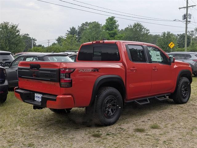 Photo of 2025 Afterburn Orang Nissan Frontier