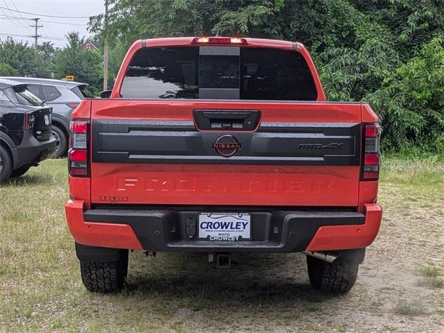 Photo of 2025 Afterburn Orang Nissan Frontier