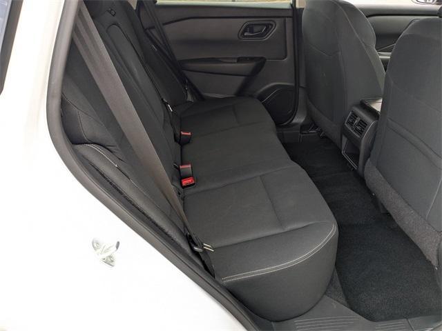 Photo of 2024 Everest White P Nissan Rogue