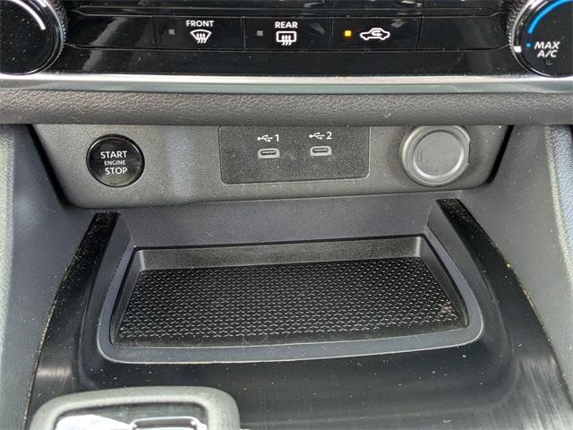 Photo of 2024 Everest White P Nissan Rogue