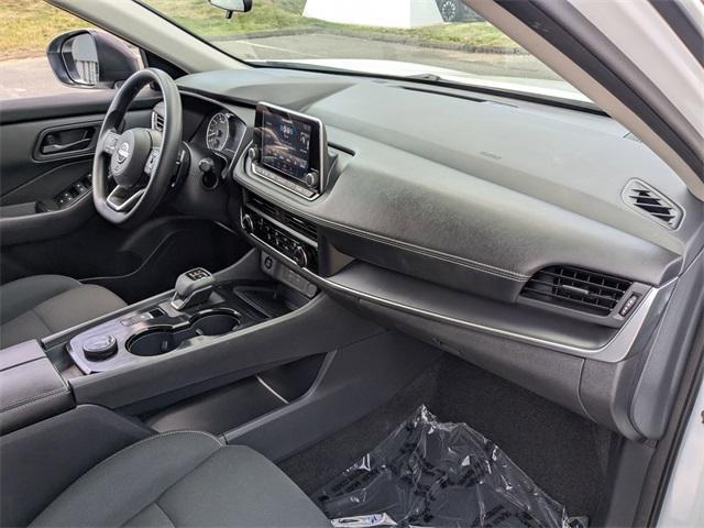 Photo of 2024 Everest White P Nissan Rogue