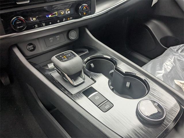 Photo of 2025 Scarlet Ember Nissan Rogue