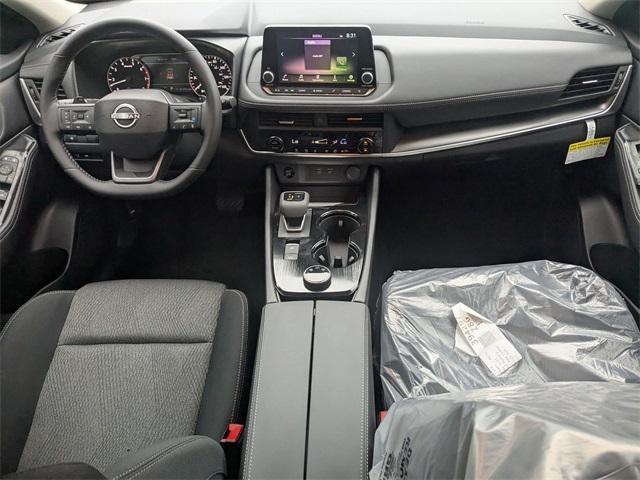 Photo of 2025 Scarlet Ember Nissan Rogue