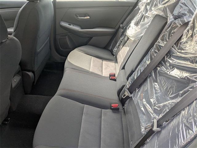 Photo of 2025 2t Gry Blk Roof Nissan Sentra