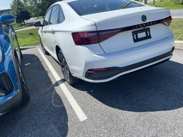 Photo of 2025 Pure White Volkswagen Jetta