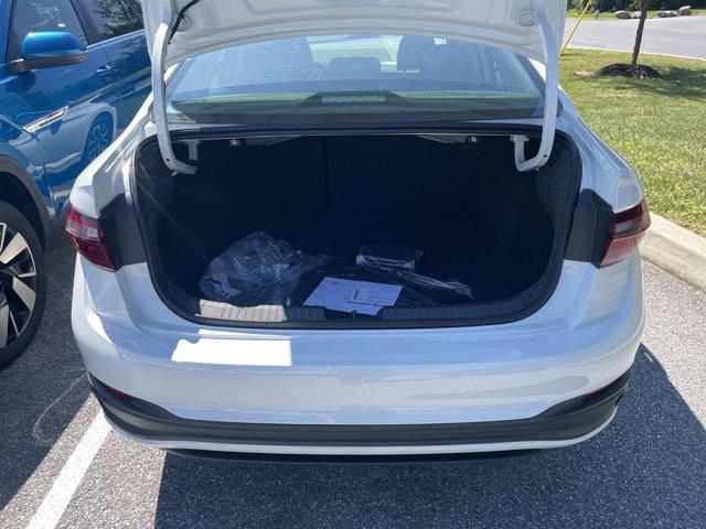 Photo of 2025 Pure White Volkswagen Jetta