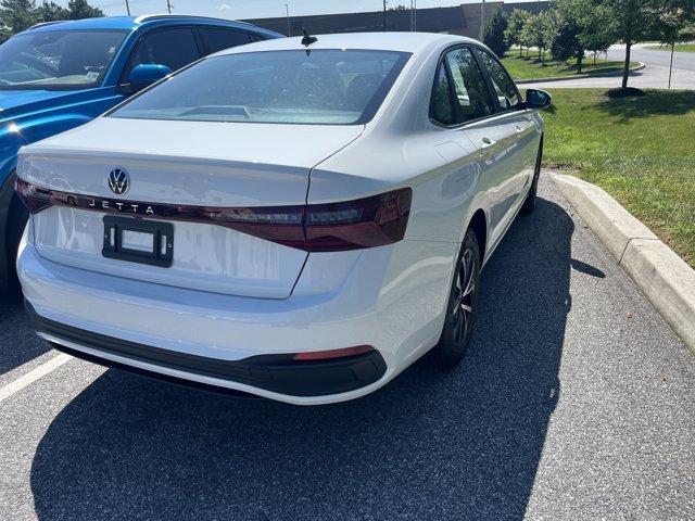 Photo of 2025 Pure White Volkswagen Jetta