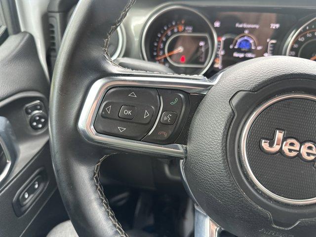 Photo of 2021 Bright White Clearcoat Jeep Gladiator