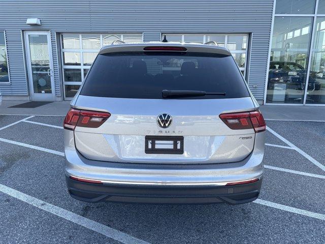 Photo of 2024 Pyrite Silver Metallic Volkswagen Tiguan