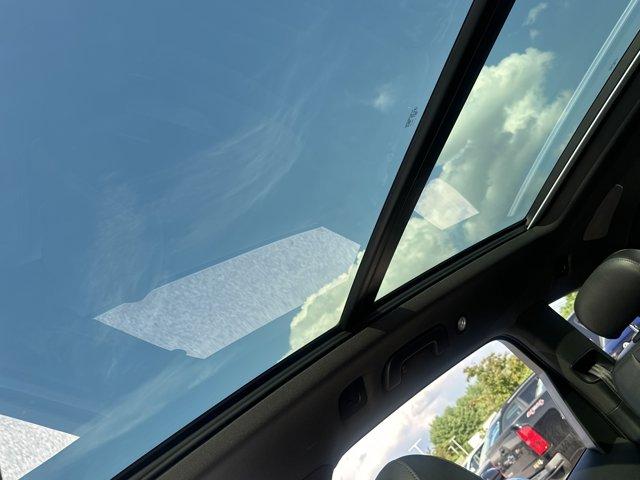 Photo of 2019 Orca Black Metallic Audi Q7