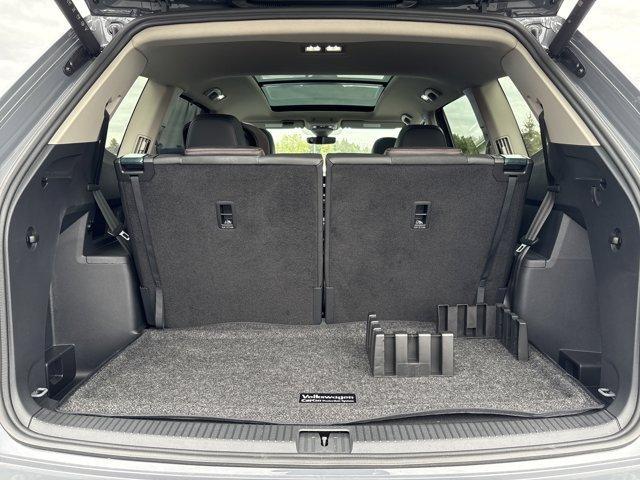 Photo of 2025 Pure Gray Volkswagen Atlas