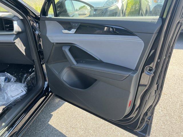Photo of 2025 Deep Black Pearl Volkswagen Tiguan