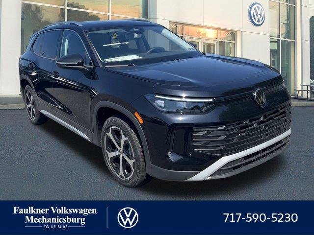 Photo of 2025 Deep Black Pearl Volkswagen Tiguan
