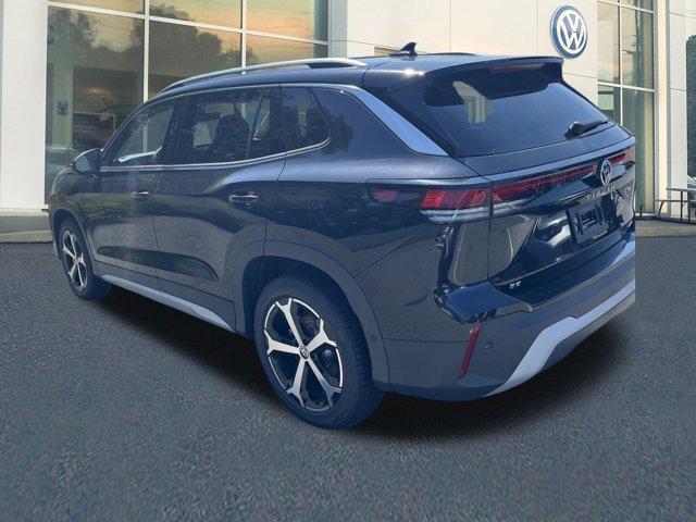 Photo of 2025 Deep Black Pearl Volkswagen Tiguan