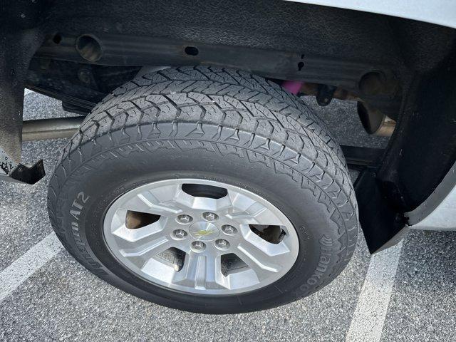 Photo of 2015 Silver Ice Metallic Chevrolet Silverado 1500