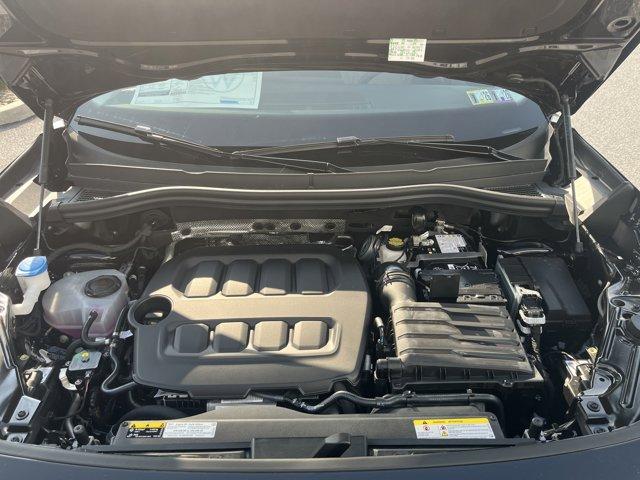 Photo of 2025 Deep Black Pearl Volkswagen Tiguan