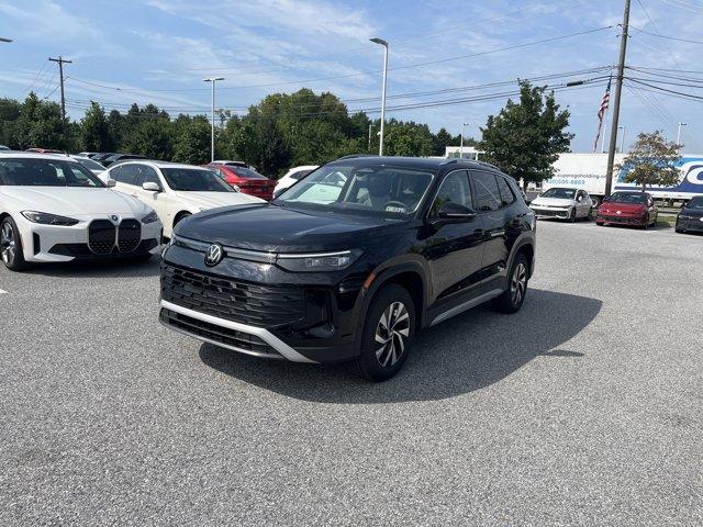 Photo of 2025 Deep Black Pearl Volkswagen Tiguan