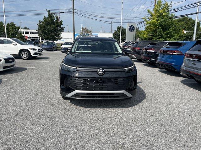 Photo of 2025 Deep Black Pearl Volkswagen Tiguan